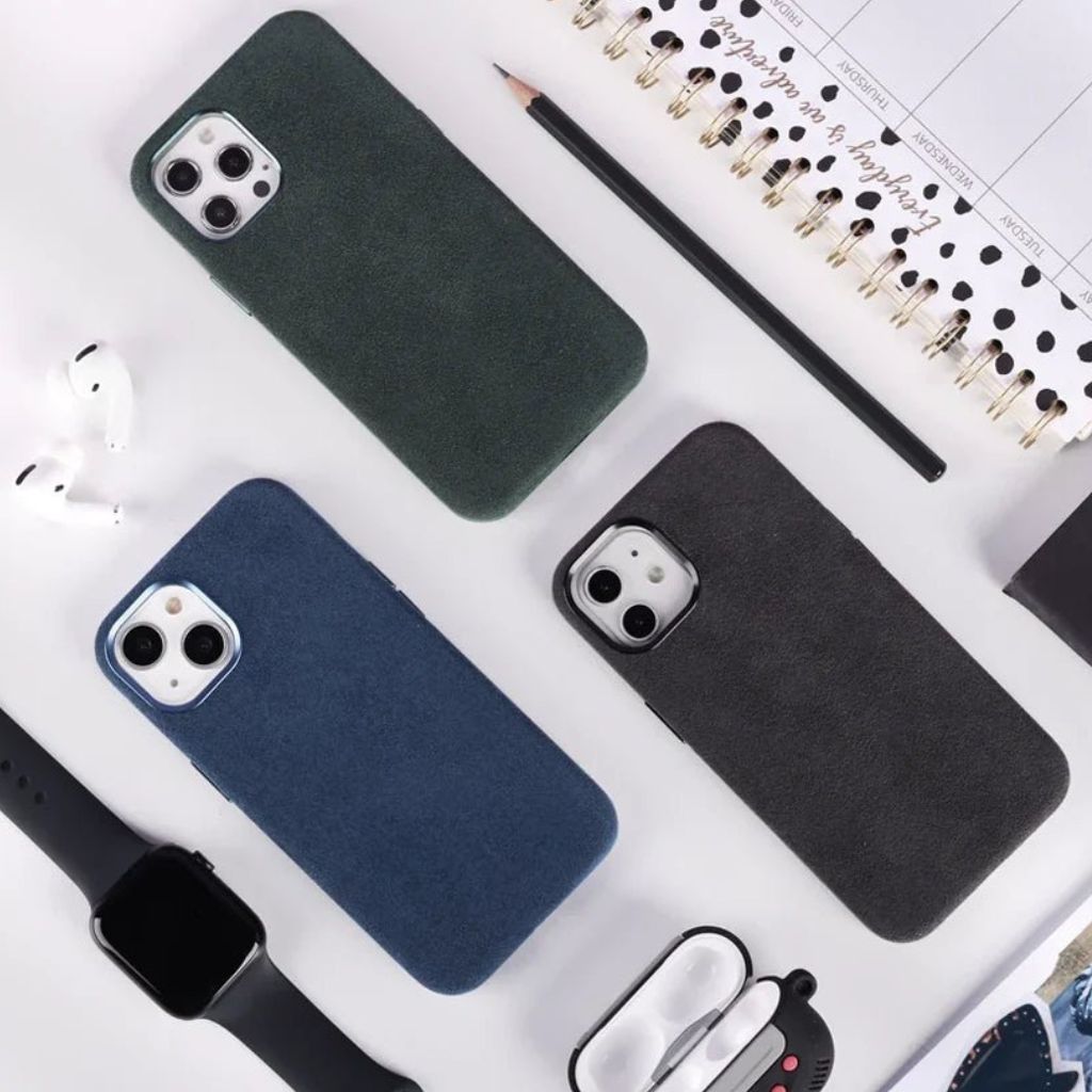 Magnetic Alcantara Case for iPhone